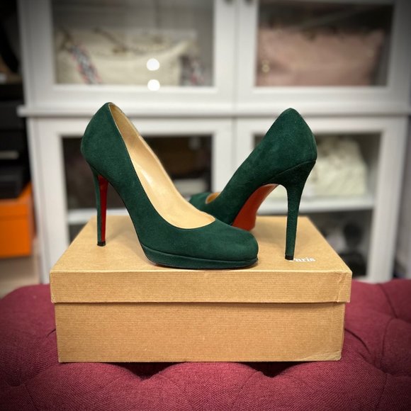 Christian Louboutin Pumps- Size 38 - Picture 1 of 11